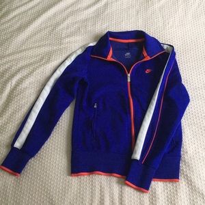 Nike Women’s Jacket Size Medium